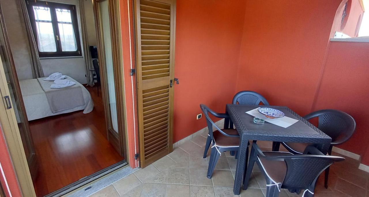 Villa Laura B&B Fossano Dış mekan fotoğraf