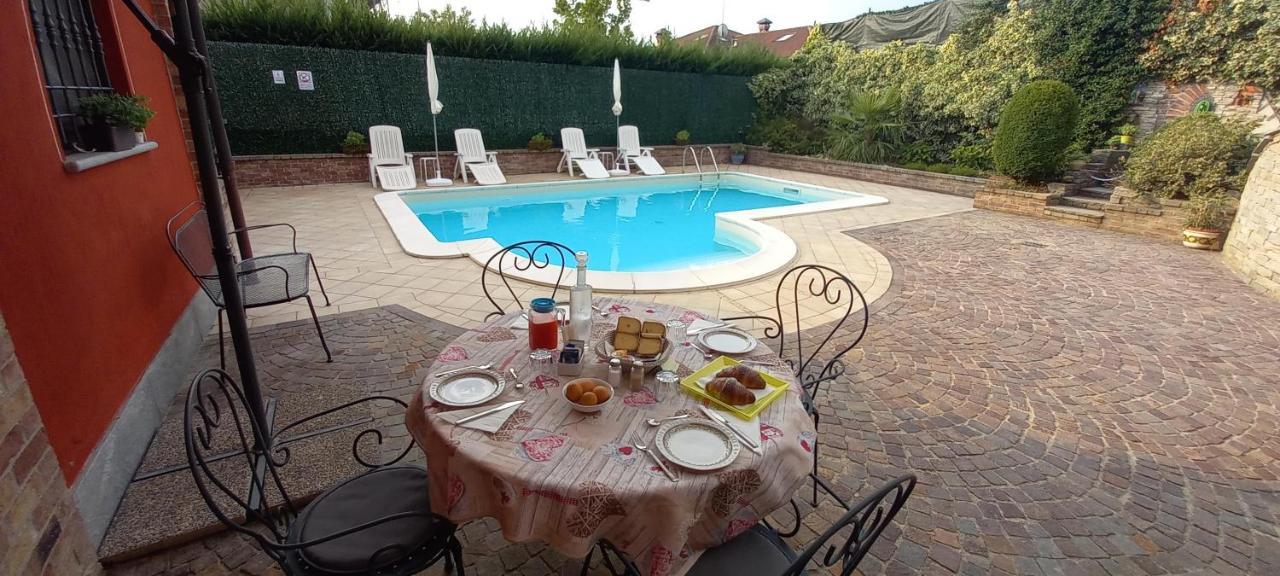 Villa Laura B&B Fossano Dış mekan fotoğraf