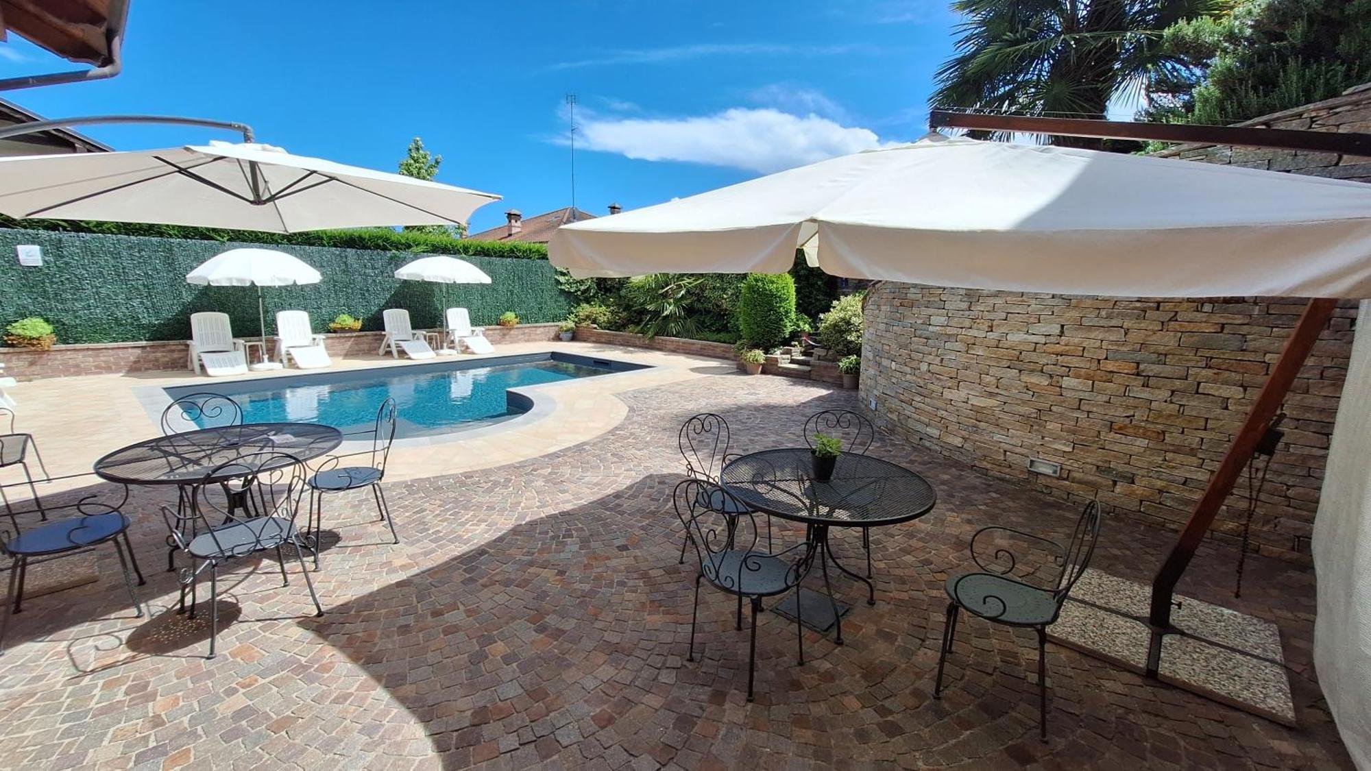 Villa Laura B&B Fossano Dış mekan fotoğraf