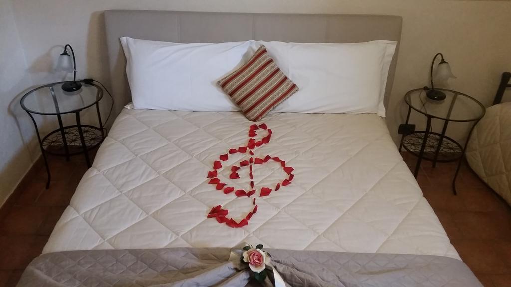 Villa Laura B&B Fossano Dış mekan fotoğraf